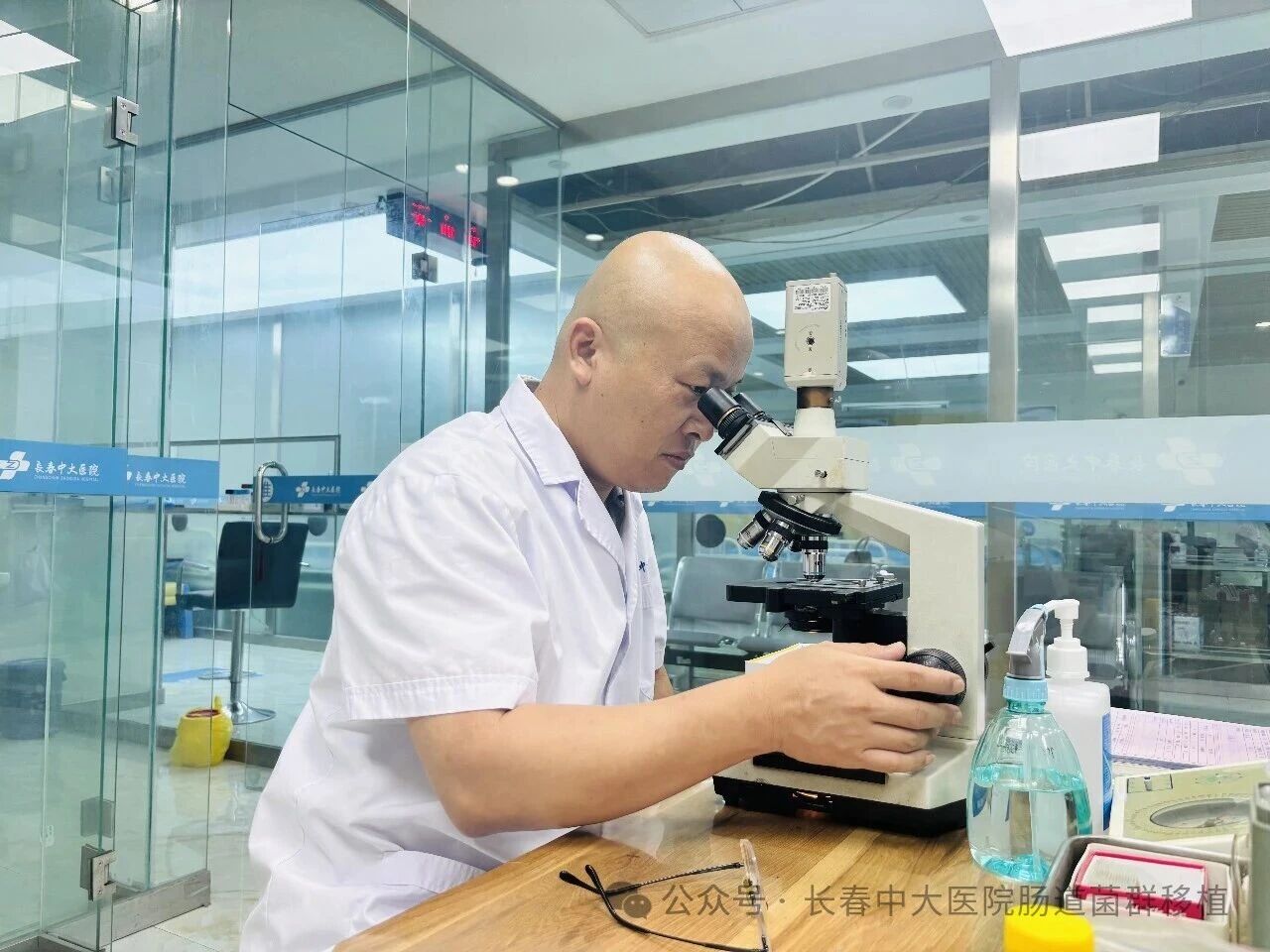 荆门市|高朋磊医师：左手男科临床，右手肠道菌群移植深入研究